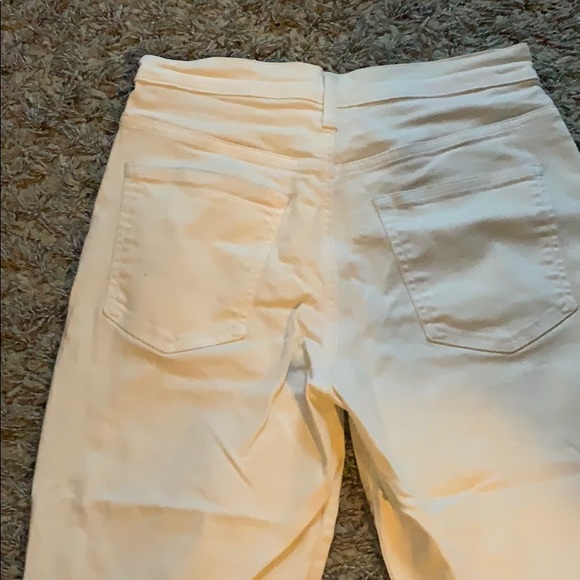 White gap jeans - Picture 3 of 4